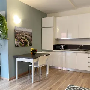 Apartamento Rentopolis - Palazzo Candiani, Milán