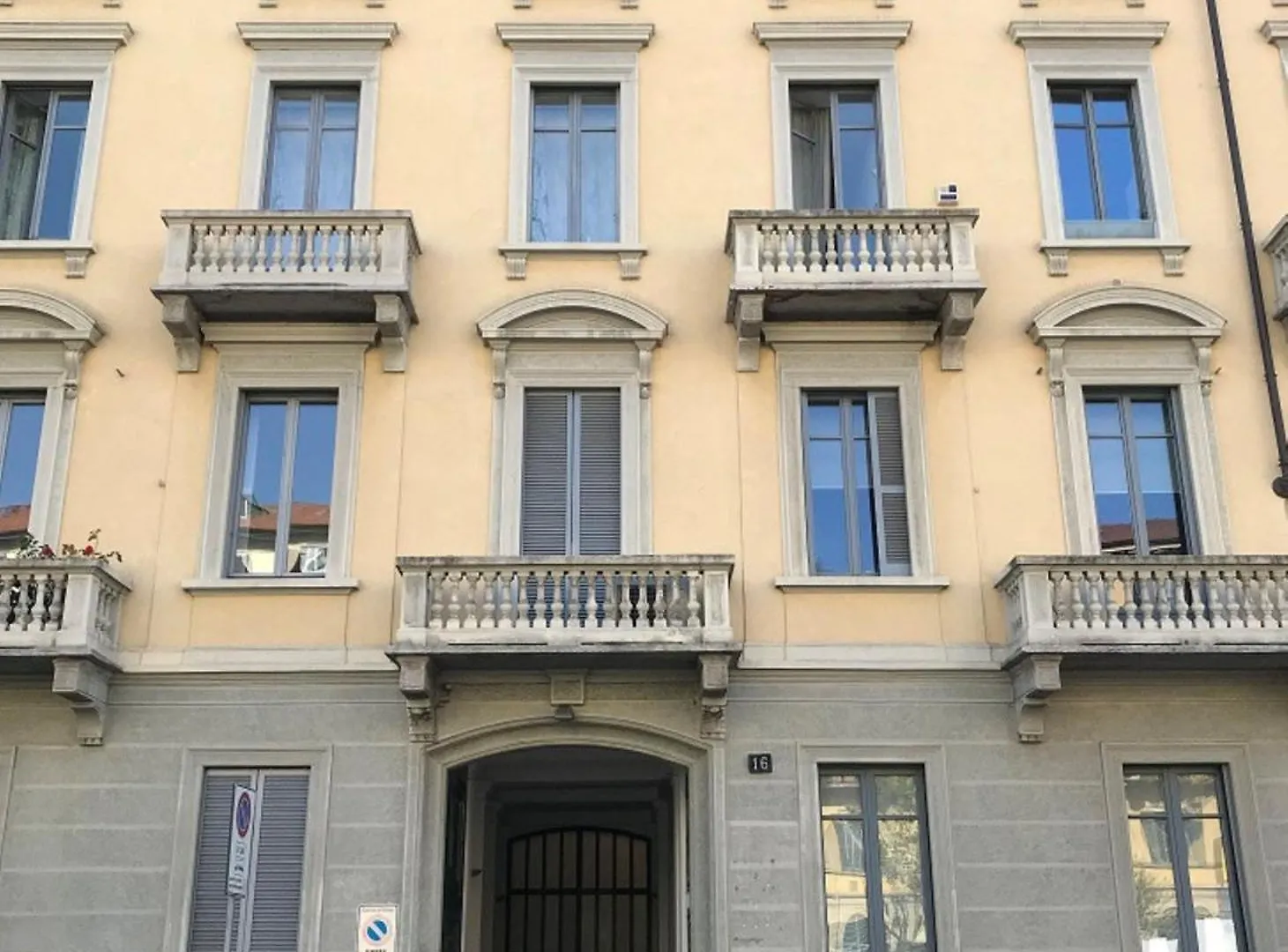 Brera Apartments In San Marco Milão Itália